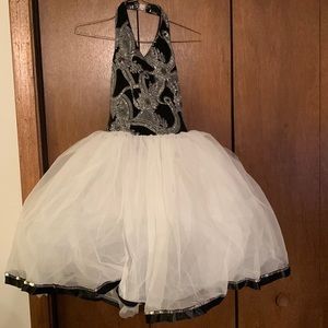 Performance Dance Costume